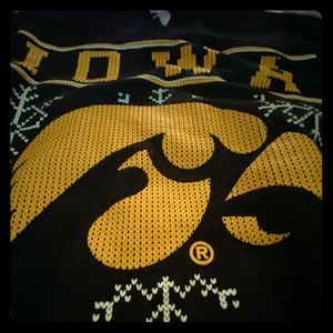 Hawkeye crew neck